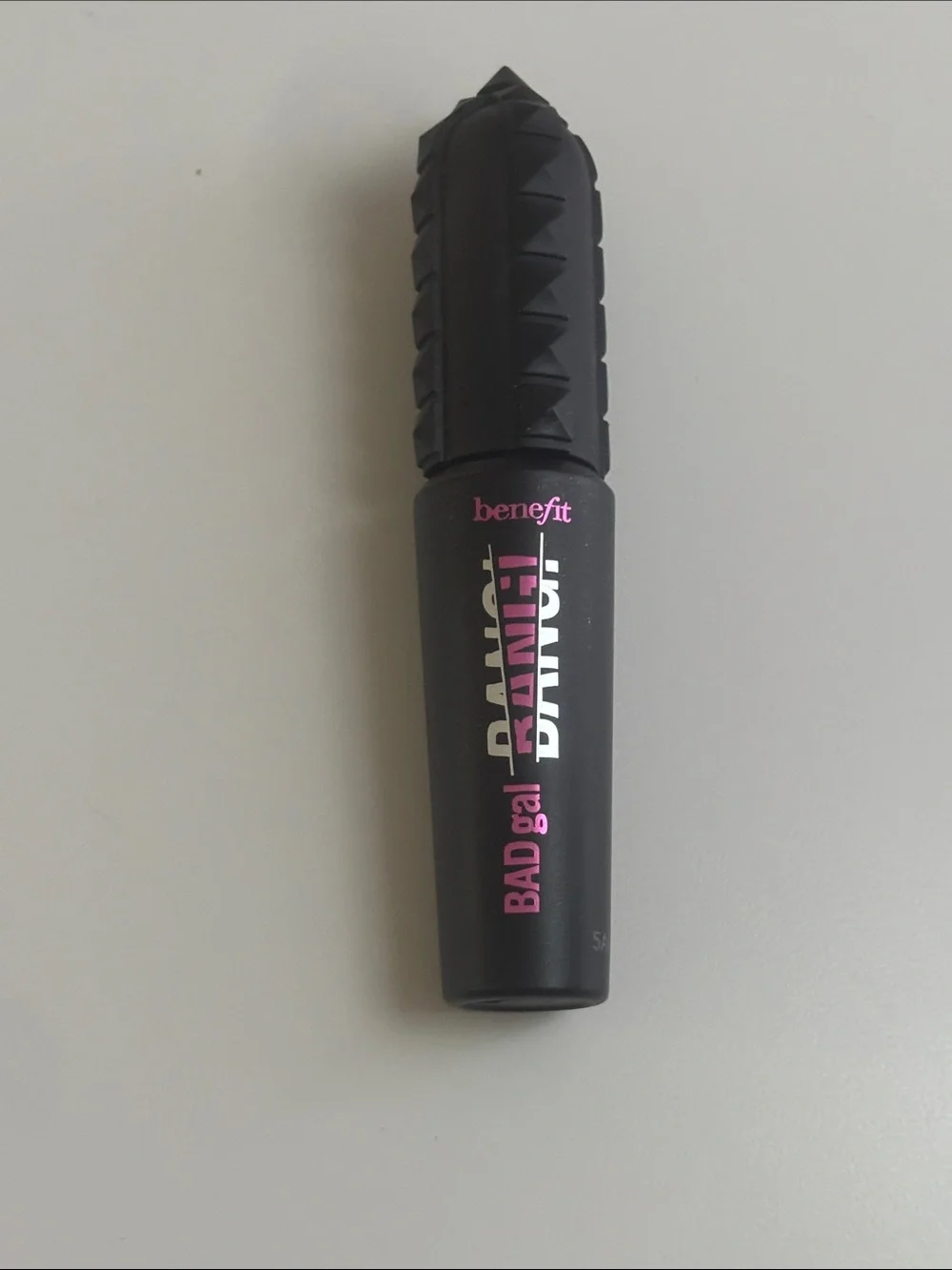 Benefit BADgal BANG! Mascara — Black with Pink and White Logo